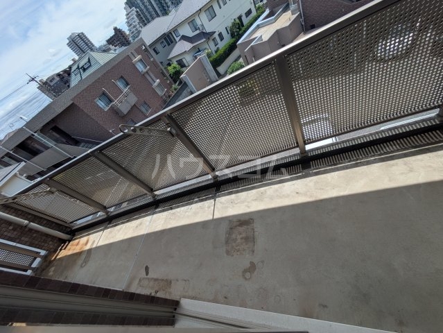 25/30 駐車場