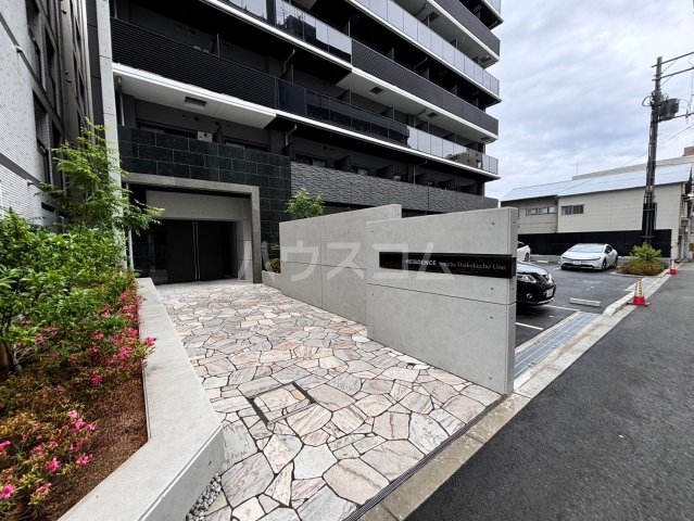 23/24 エントランス