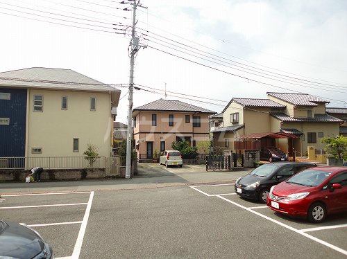 3/7 駐車場