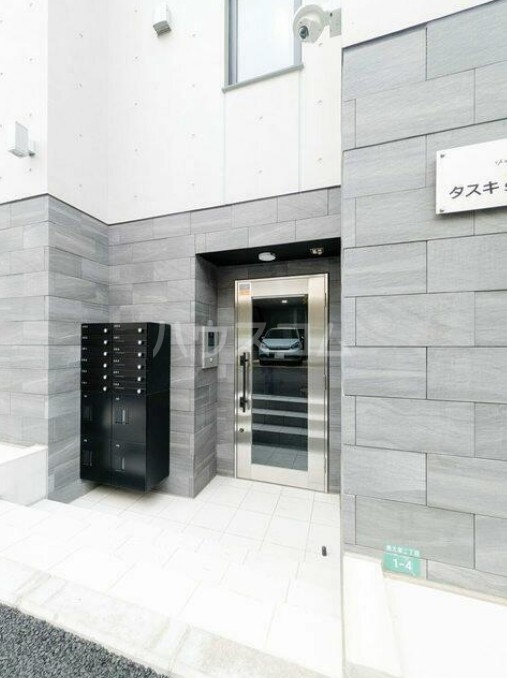 17/21 エントランス