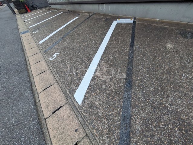 29/30 駐車場