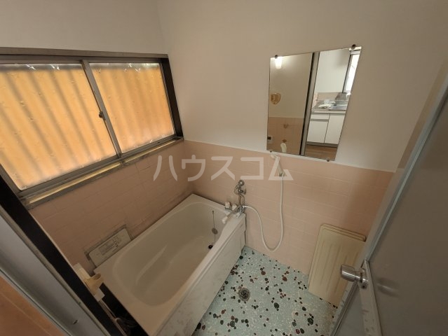 18/30 浴室
