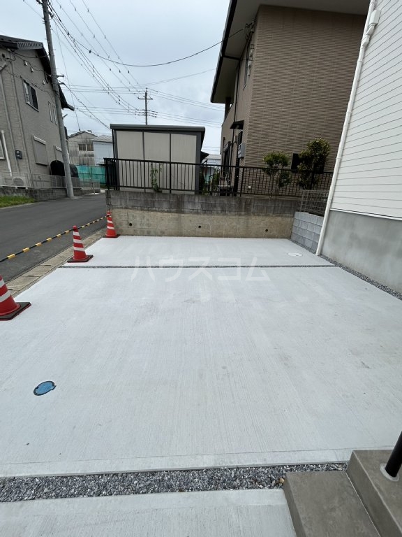 26/30 駐車場