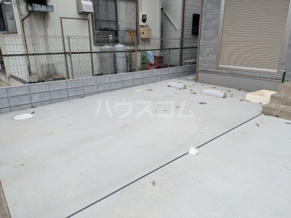 25/30 駐車場