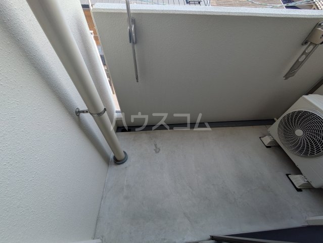 21/30 バルコニー