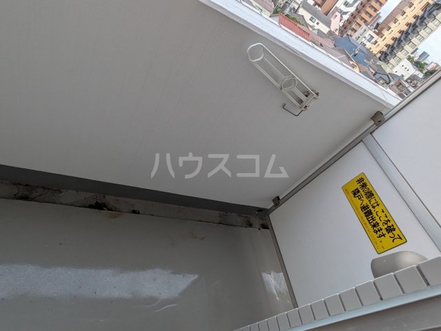 16/28 バルコニー