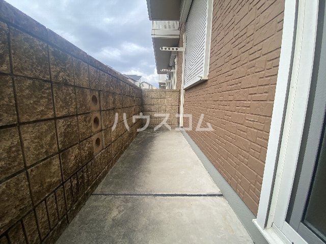 18/25 バルコニー