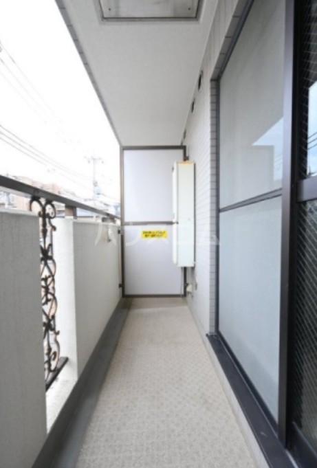 17/28 バルコニー