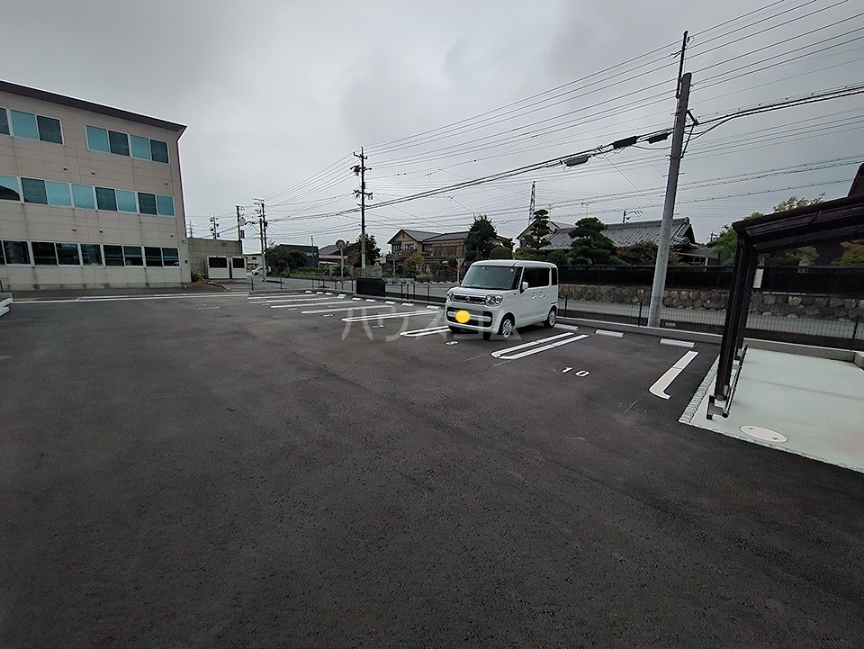 25/30 駐車場