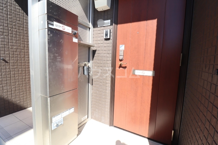 17/21 エントランス