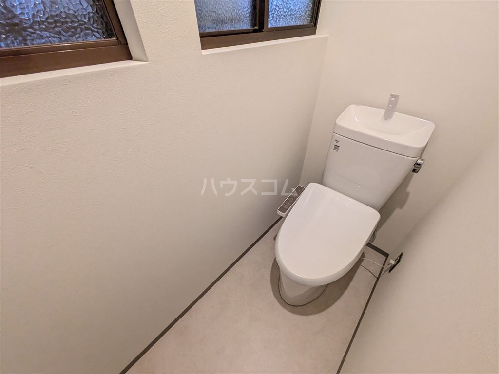 20/30 トイレ