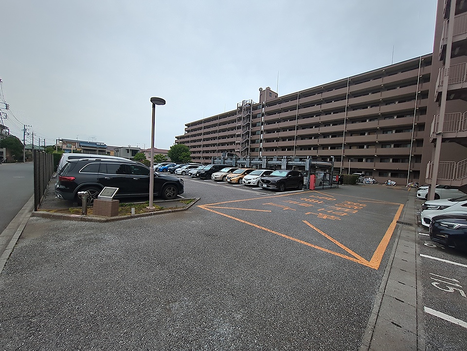 29/30 駐車場