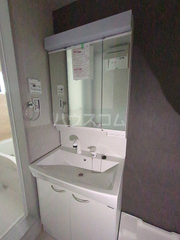 14/28 洗面