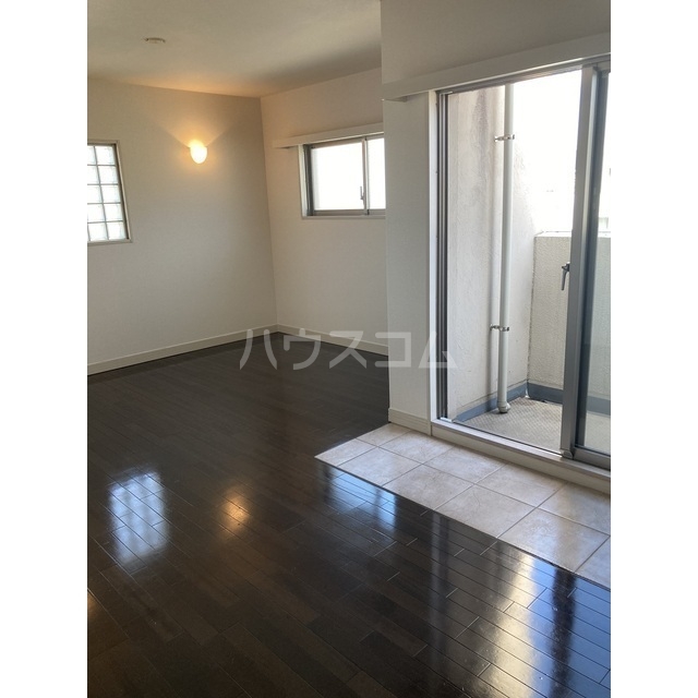 13/27 バルコニー