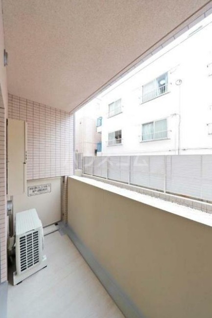 16/29 バルコニー