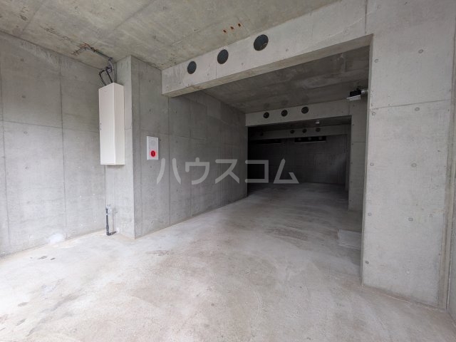 14/28 エントランス