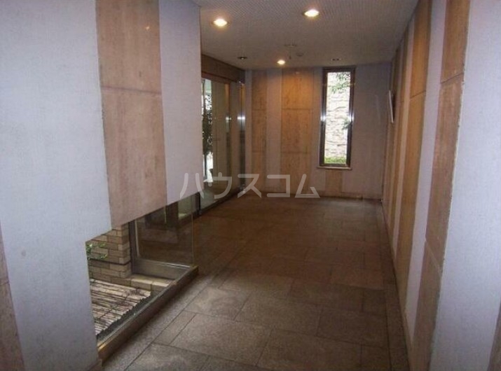 2/11 エントランス