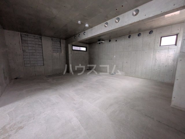 20/30 駐車場