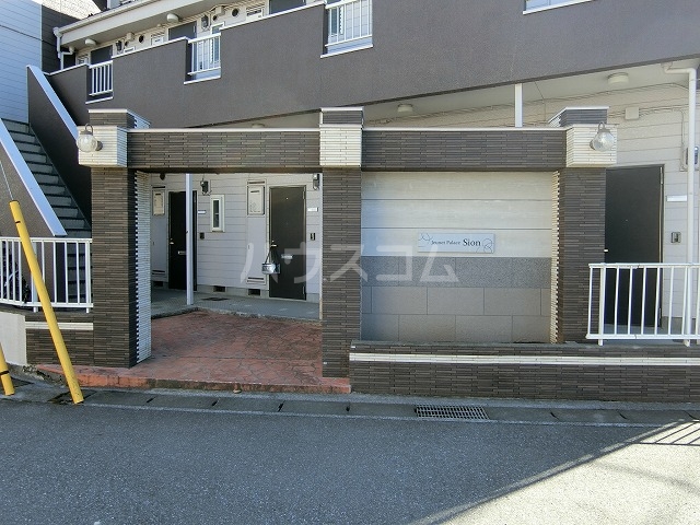 19/24 エントランス