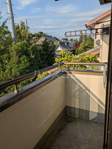 20/27 バルコニー
