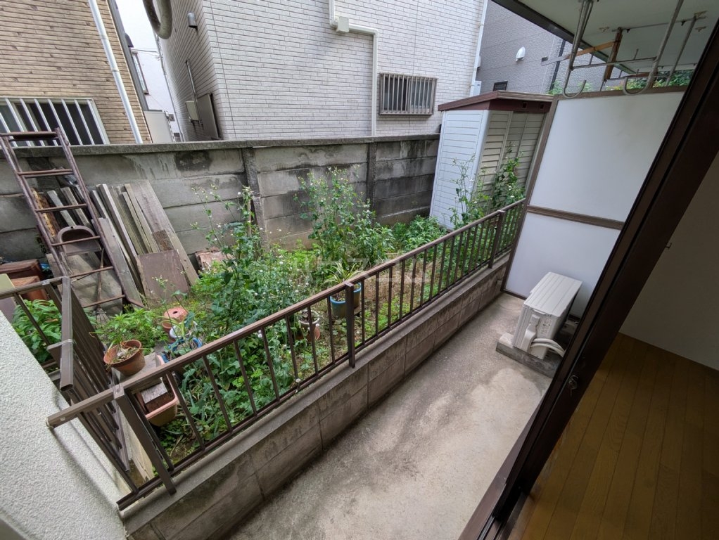 21/30 バルコニー