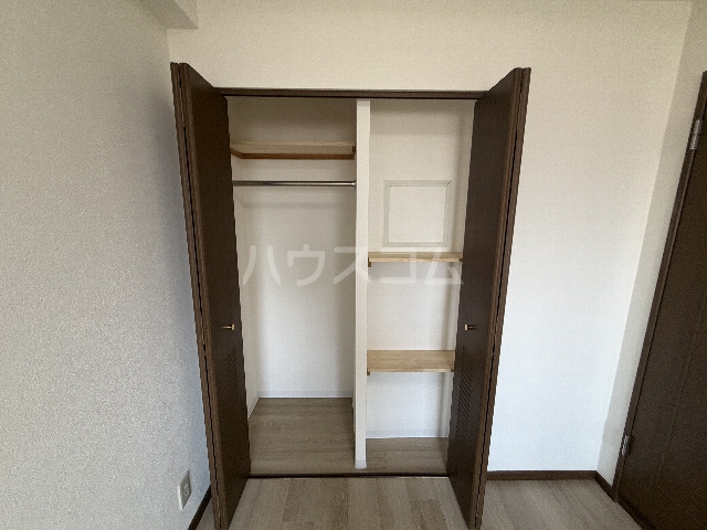 13/30 収納