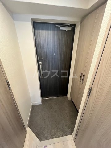 13/30 玄関