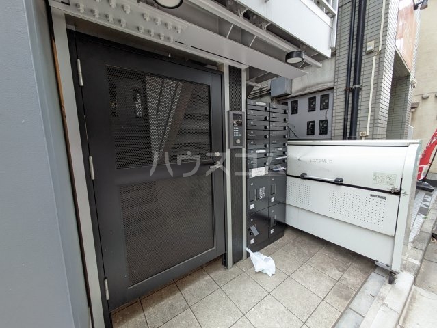 15/25 エントランス