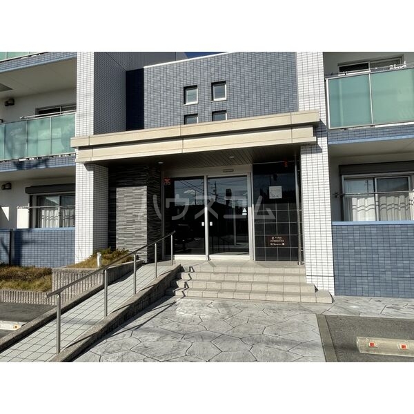 17/29 エントランス