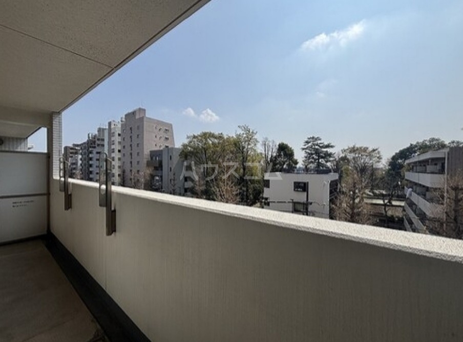 15/21 バルコニー