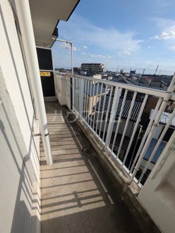 23/30 バルコニー