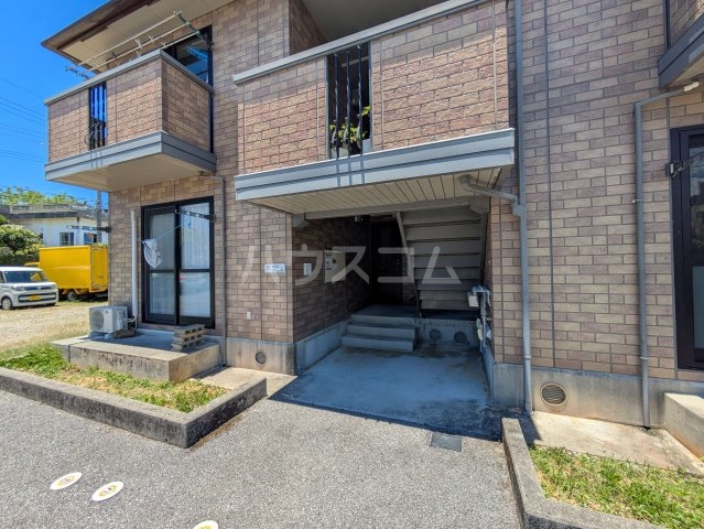 2/5 エントランス