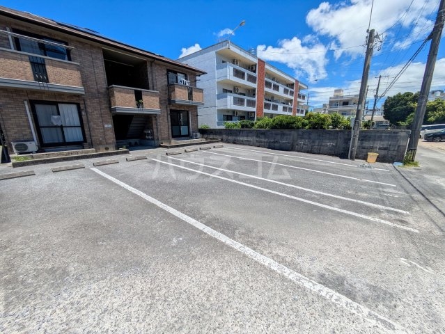 3/5 駐車場