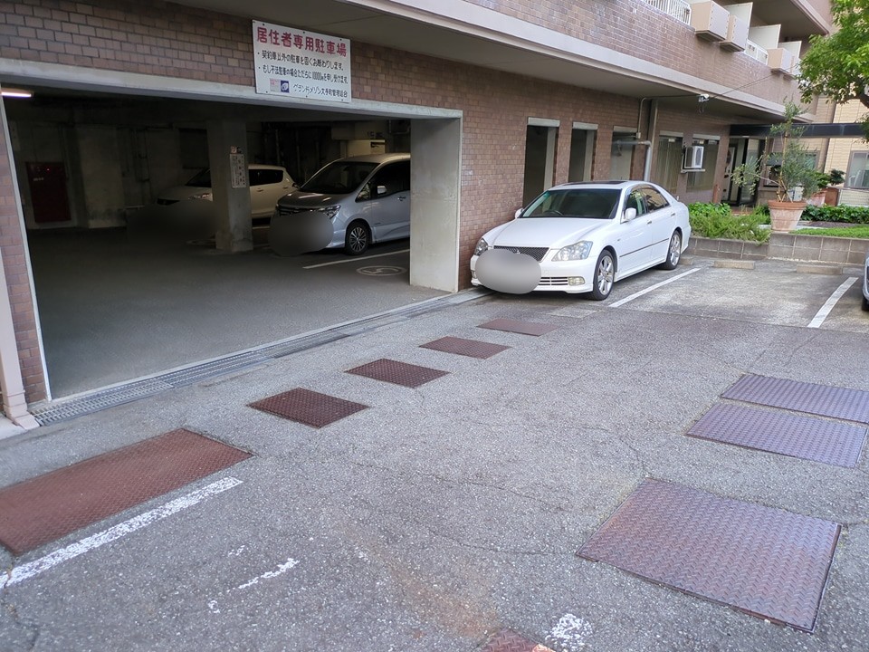 19/25 駐車場