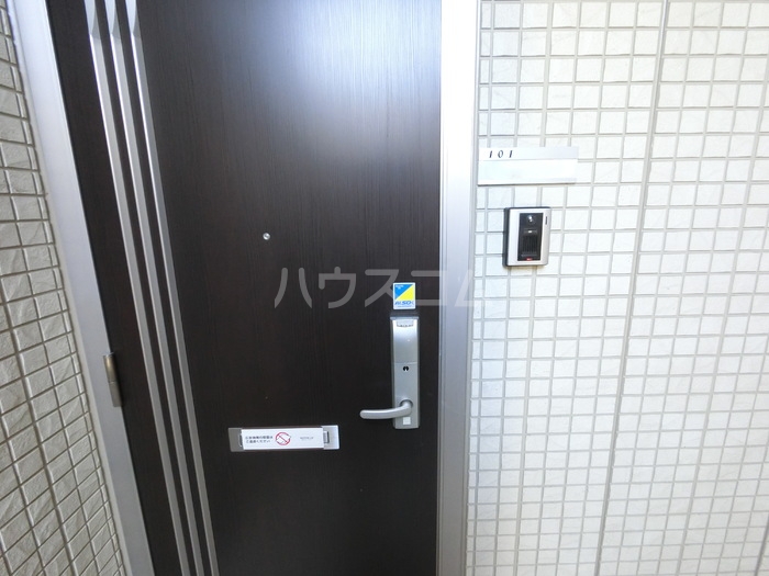15/30 玄関