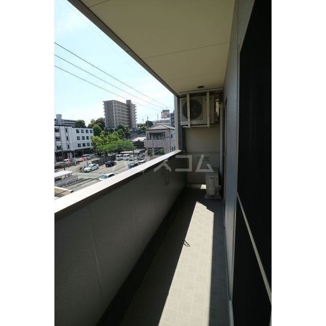 21/30 バルコニー