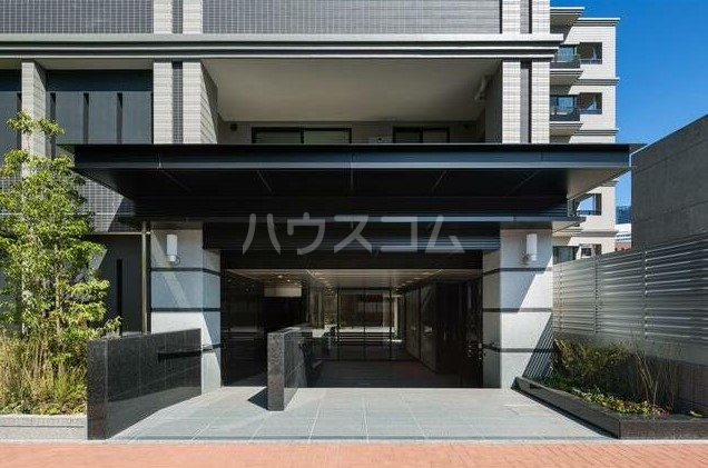 29/30 エントランス