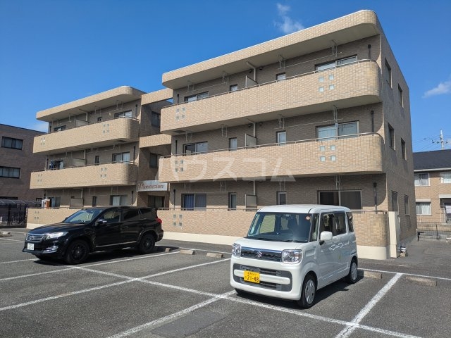 2/4 外観
