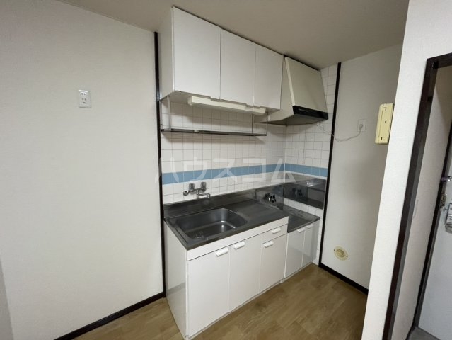 14/30 キッチン