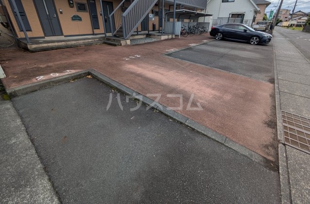 2/2 駐車場