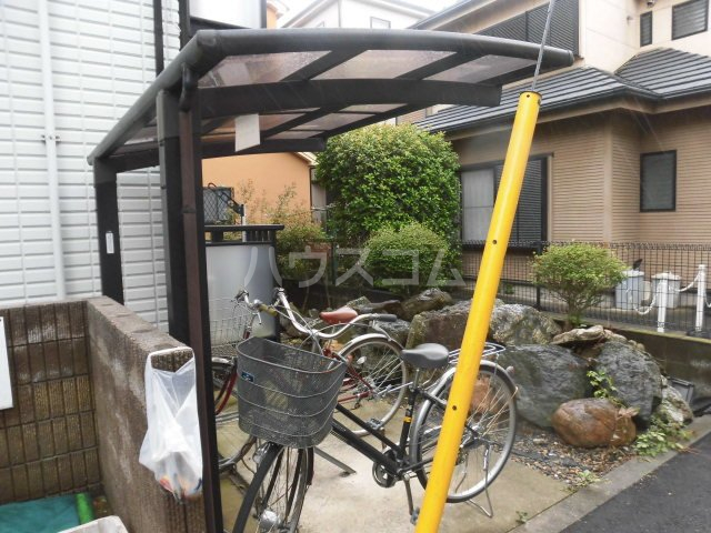 21/30 エントランス