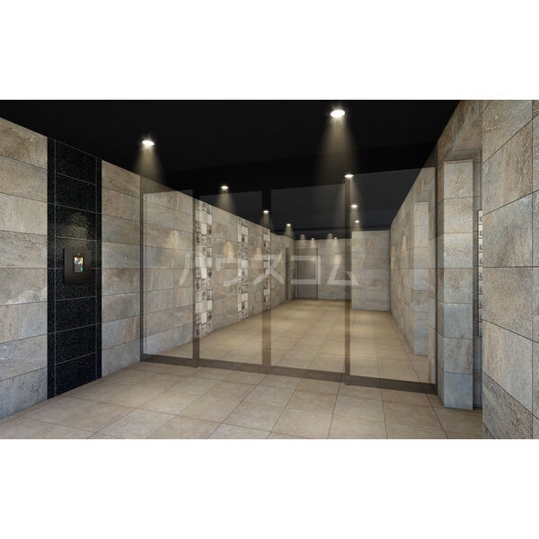 4/5 エントランス