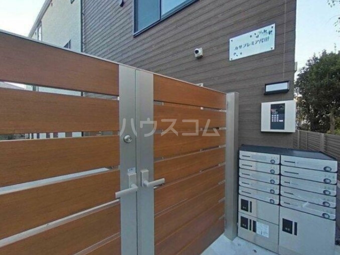 22/30 エントランス