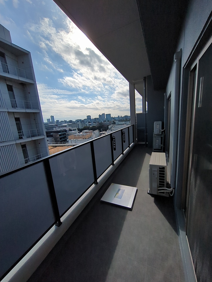 20/30 バルコニー