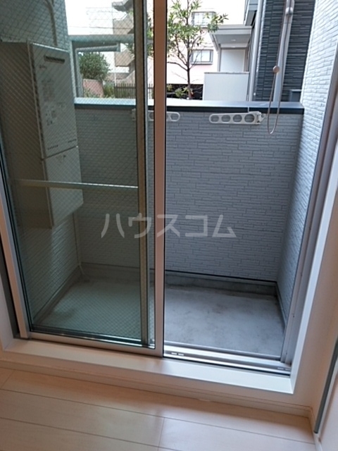 15/27 バルコニー