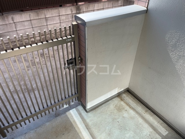 13/20 バルコニー