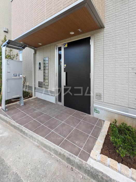 14/17 エントランス