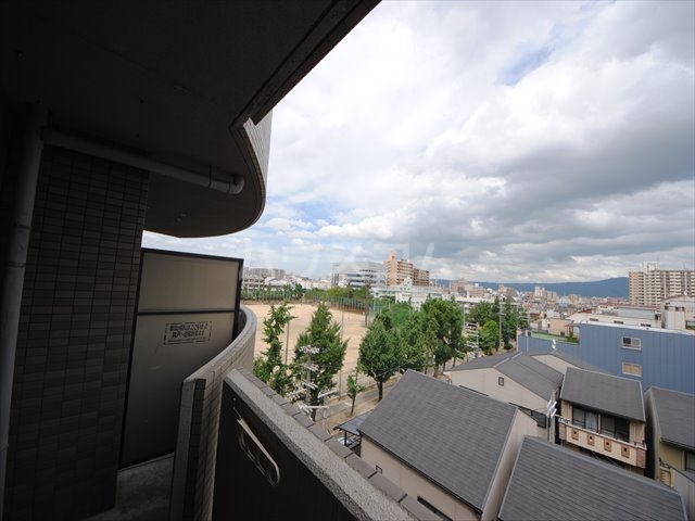 21/30 バルコニー