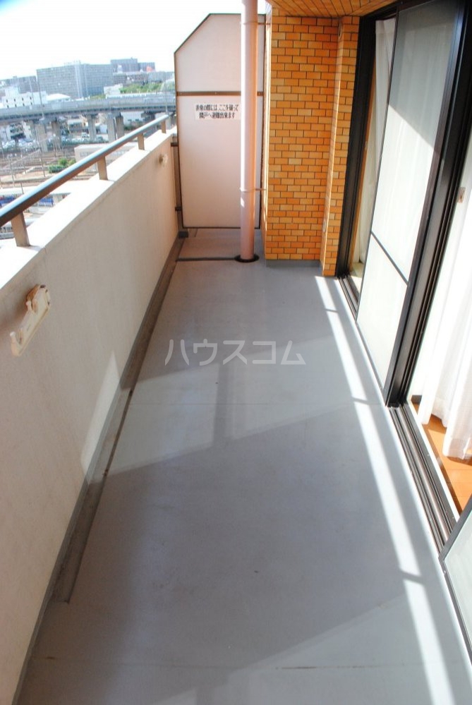14/27 バルコニー