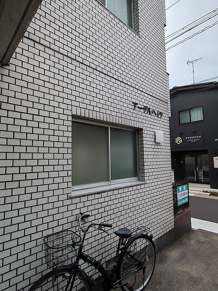 2/3 エントランス